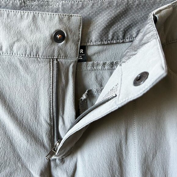 Eastern Mountain Sports Grey Hiking Pants Convertible Roll Up-Women's Size 12 R - Picture 4 of 15